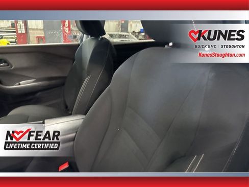 Used 2023 Nissan Rogue S image 23