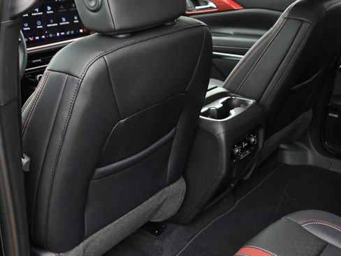 New 2026 Chevrolet Traverse RS FWD image 21