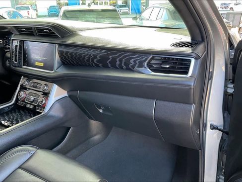Certified 2023 GMC Yukon Denali image 16