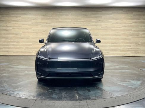 Used 2026 Tesla Model Y 2WD image 5
