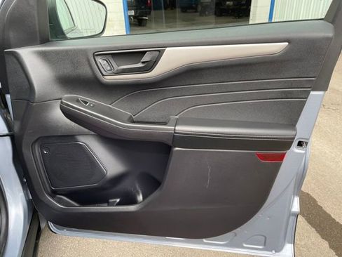 Used 2022 Ford Escape SE w/ Convenience Package image 38