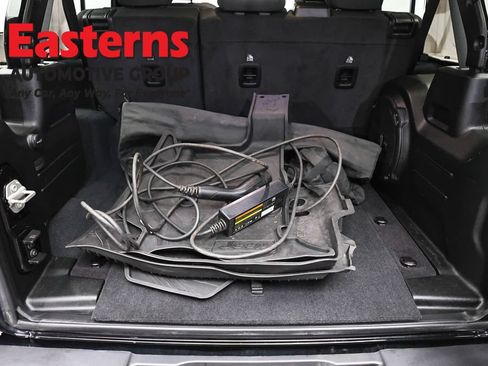 Used 2023 Jeep Wrangler Unlimited w/ Cold Weather Group AWD/4WD image 9
