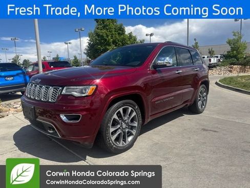 Used 2017 Jeep Grand Cherokee Overland AWD/4WD image 14