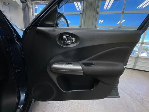 Used 2013 Nissan Juke SV w/ Sport Pkg image 23