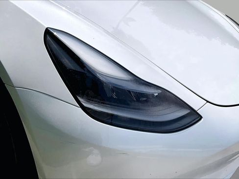 Used 2023 Tesla Model 3 Standard Range RWD image 24
