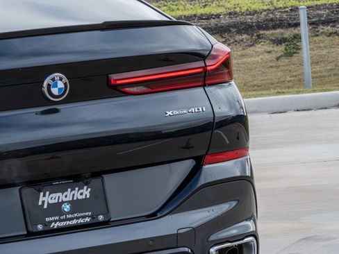 New 2026 BMW X6 xDrive40i w/ Premium Package image 8