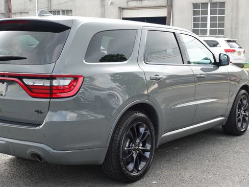 Used 2022 Dodge Durango R/T w/ Trailer Tow Group IV image 11