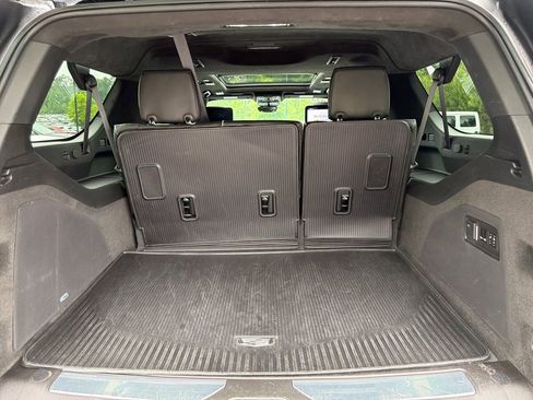 Used 2023 Cadillac Escalade ESV V AWD/4WD image 49