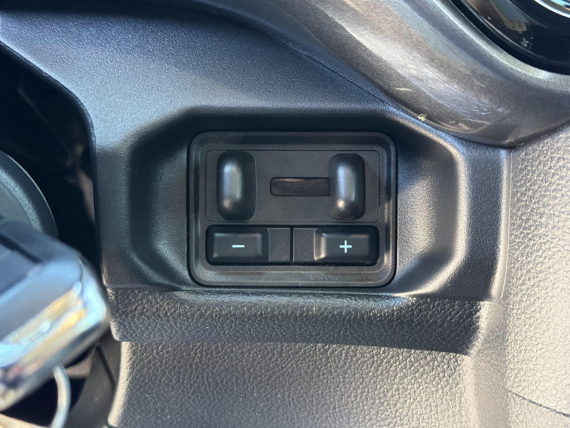 New 2026 Ford Ranger XLT w/ Black Appearance Package RWD image 13