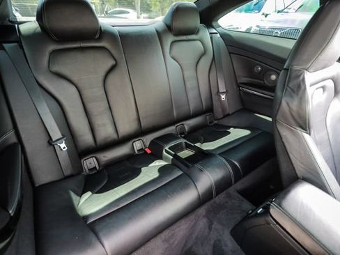 Used 2015 BMW M4 Coupe RWD image 40