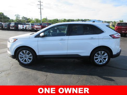Used 2022 Ford Edge Titanium AWD/4WD image 10