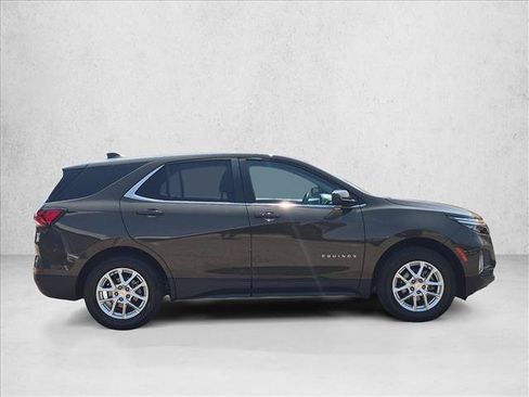 Used 2024 Chevrolet Equinox LT AWD/4WD image 4
