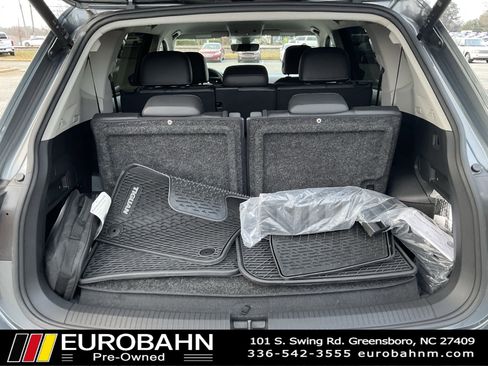 Used 2022 Volkswagen Tiguan SE image 38