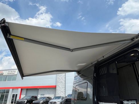 Used 2022 Mercedes-Benz Sprinter 2500 image 70