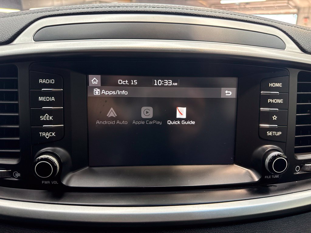 Used 2019 Kia Sorento FWD image 25