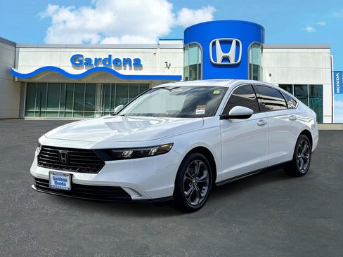 Used 2024 Honda Accord EX image 3