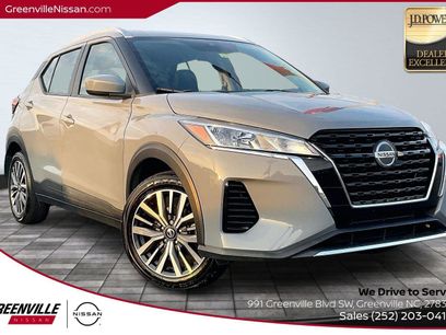 Used 2021 Nissan Kicks SV