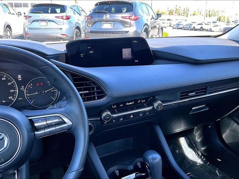 Certified 2023 MAZDA MAZDA3 2.5 Turbo Sedan w/Premium Plus image 8