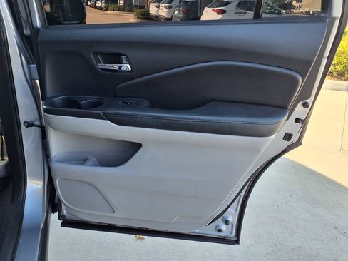 Used 2017 Honda Pilot EX image 21