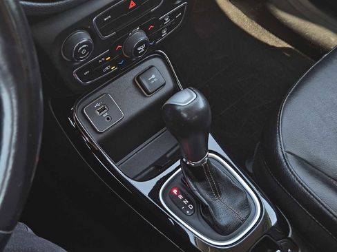 Used 2020 Jeep Compass Limited image 20