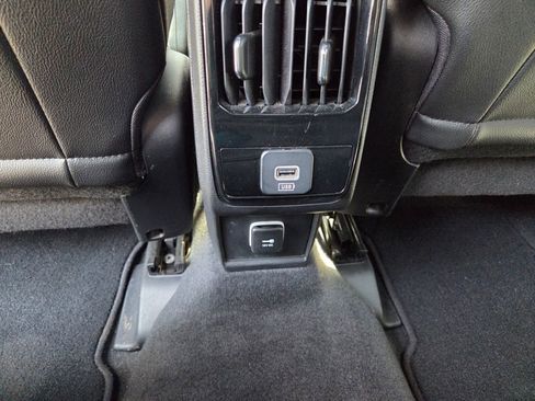 Certified 2024 Jeep Compass Limited AWD/4WD image 16