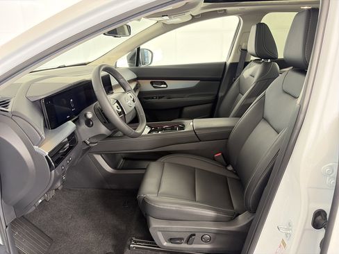Certified 2025 Nissan Murano SL w/ Cargo Package AWD/4WD image 6