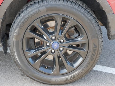 Used 2018 Ford Escape SE image 15