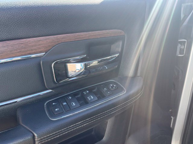 Used 2017 RAM 2500 Laramie AWD/4WD image 8