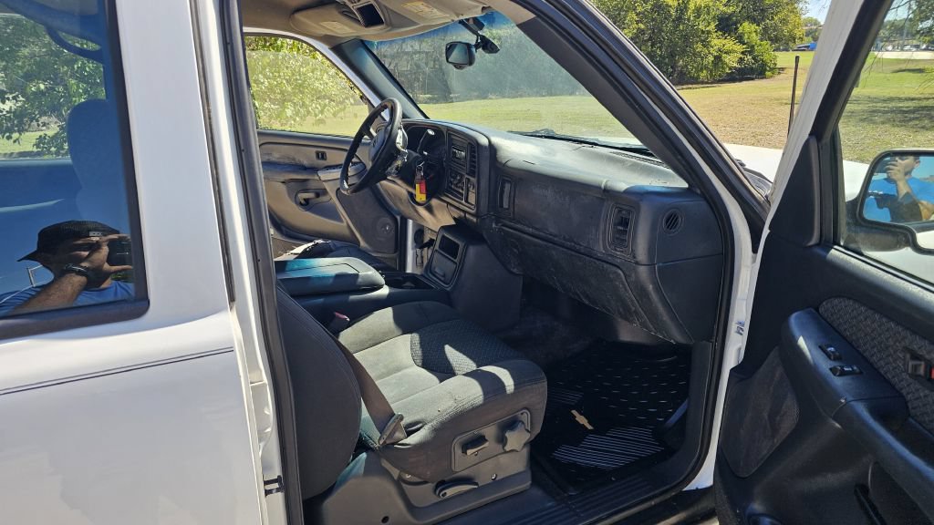 Used 2002 Chevrolet Avalanche 4x4 w/ Off-Road Suspension Pkg image 6