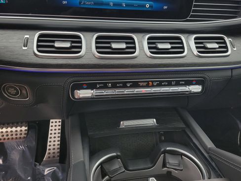 New 2026 Mercedes-Benz GLE 53 AMG 4MATIC Coupe image 22