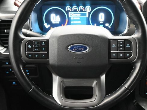 Used 2021 Ford F150 Lariat AWD/4WD image 6