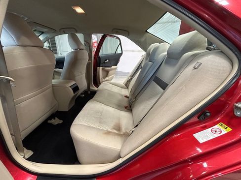 Used 2014 Toyota Camry LE FWD image 48