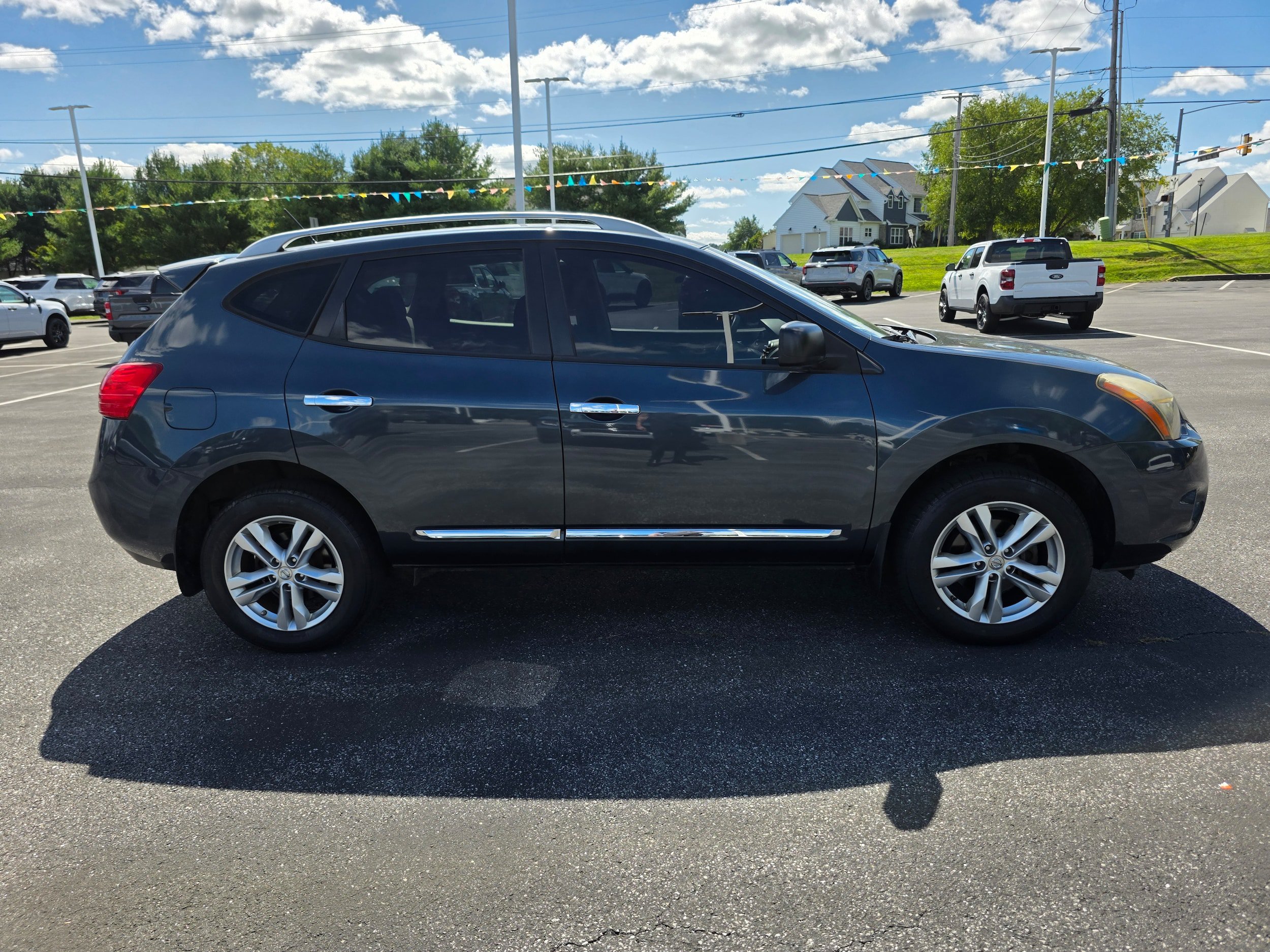 Used 2015 Nissan Rogue S w/ Convenience Package AWD/4WD image 6