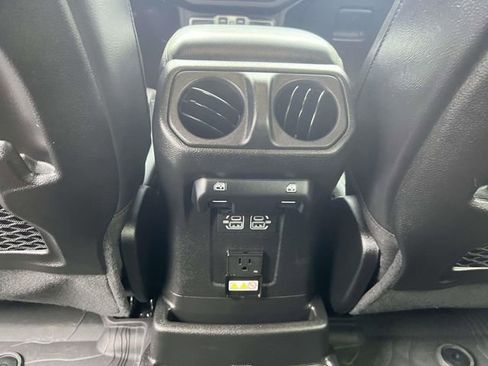 Used 2024 Jeep Wrangler Unlimited Sahara w/ Safety Group AWD/4WD image 17
