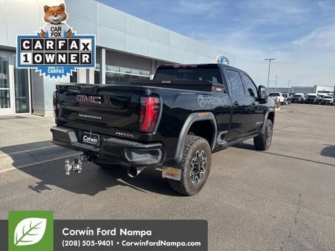 Used 2024 GMC Sierra 2500 AT4X image 5