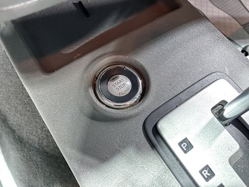 Used 2021 Nissan Frontier SV image 23