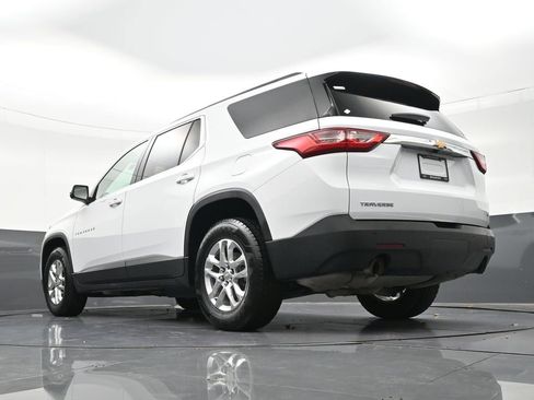 Used 2021 Chevrolet Traverse LT FWD image 27