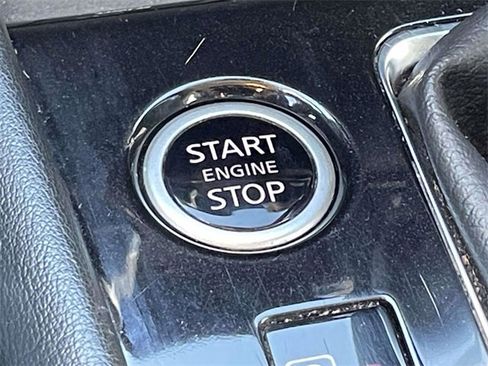 Used 2024 Nissan Kicks SV image 25