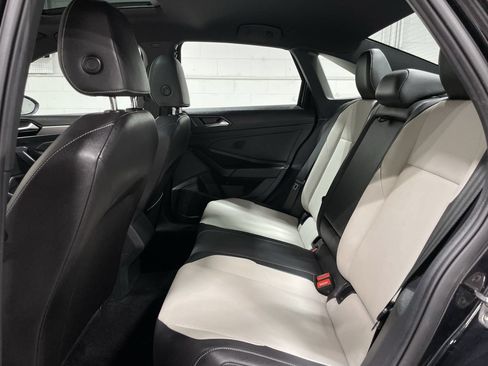 Used 2020 Volkswagen Jetta R-Line FWD image 15