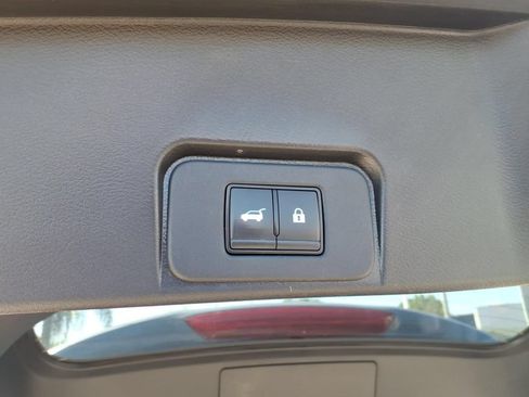 Certified 2023 Nissan Rogue SL w/ SL Premium Package FWD image 9