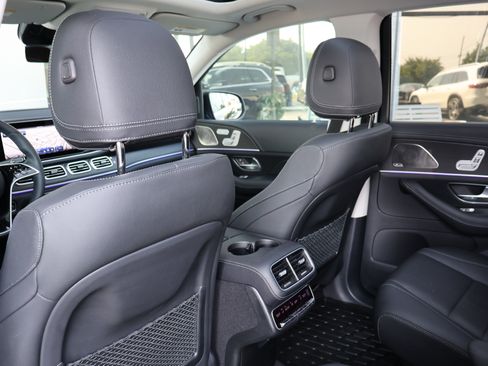Certified 2024 Mercedes-Benz GLS 450 4MATIC image 20