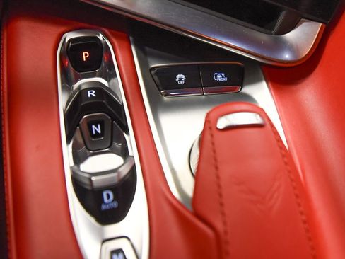 Used 2024 Chevrolet Corvette Stingray Premium Conv w/ Z51 Performance Package image 27