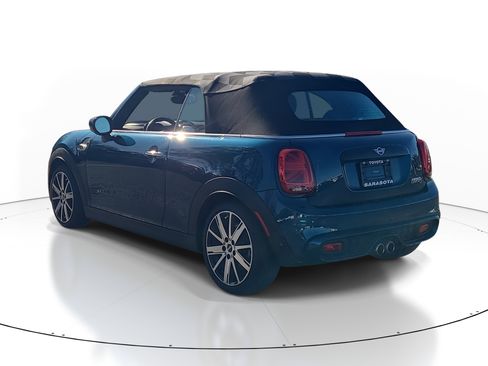 Used 2011 MINI Cooper Hardtop image 4