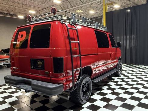 Used 2006 Ford E-350 and Econoline 350 Super Duty image 15