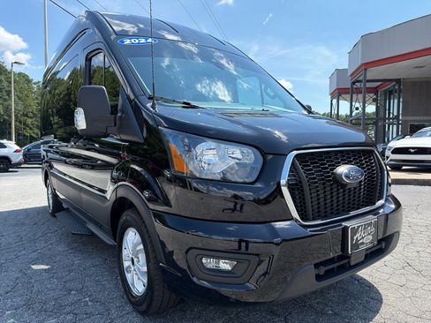 Used 2024 Ford Transit 350 XLT RWD image 12
