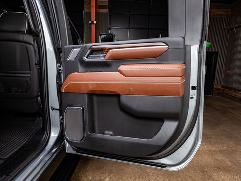 Used 2026 GMC Sierra 3500 Denali Ultimate image 39