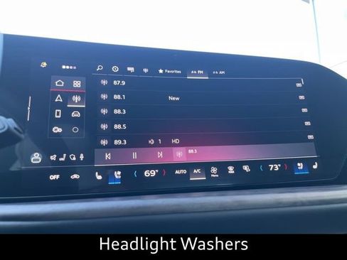 New 2025 Audi Q5 Prestige image 17