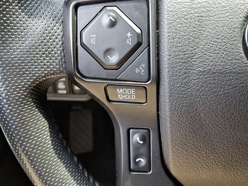 Used 2022 Toyota Tacoma TRD Sport w/ TRD Premium Sport Package AWD/4WD image 20