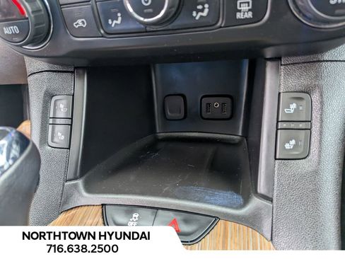 Used 2019 GMC Acadia SLE w/ LPO, Floor Liner Package AWD/4WD image 16