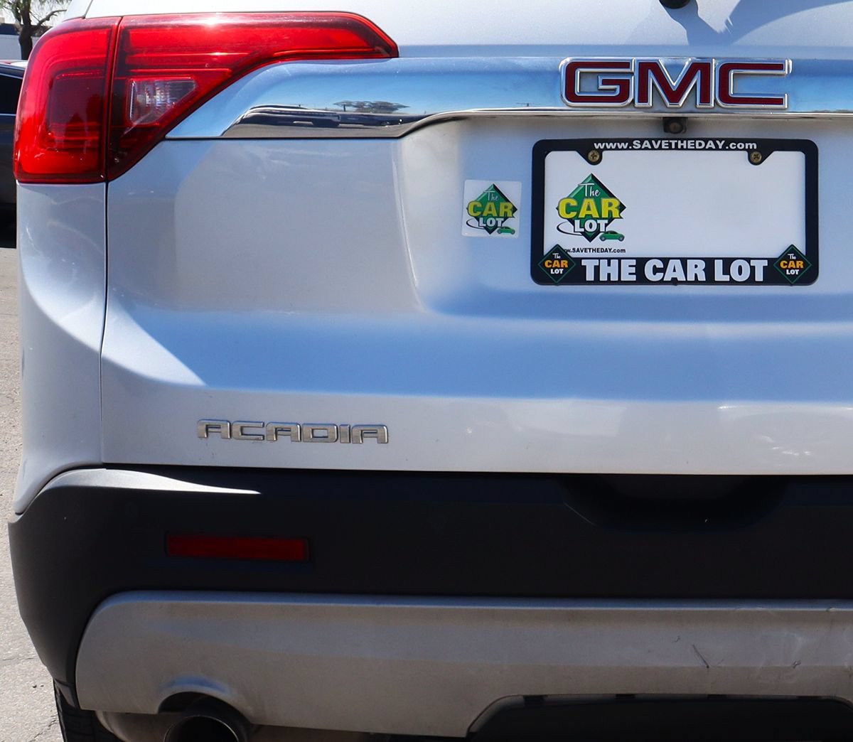 Used 2018 GMC Acadia SLE w/ Driver Alert Package I FWD image 19
